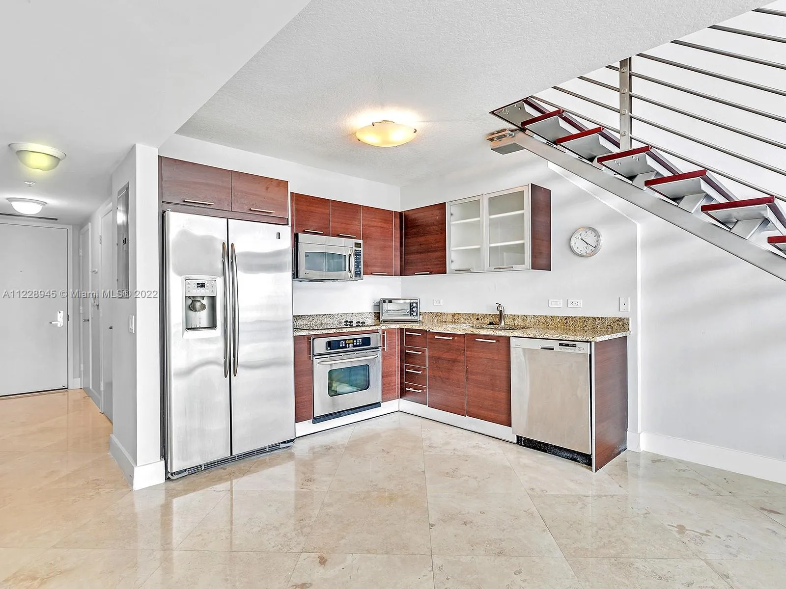 41 SE 5th St # 1215, Miami FL 33131