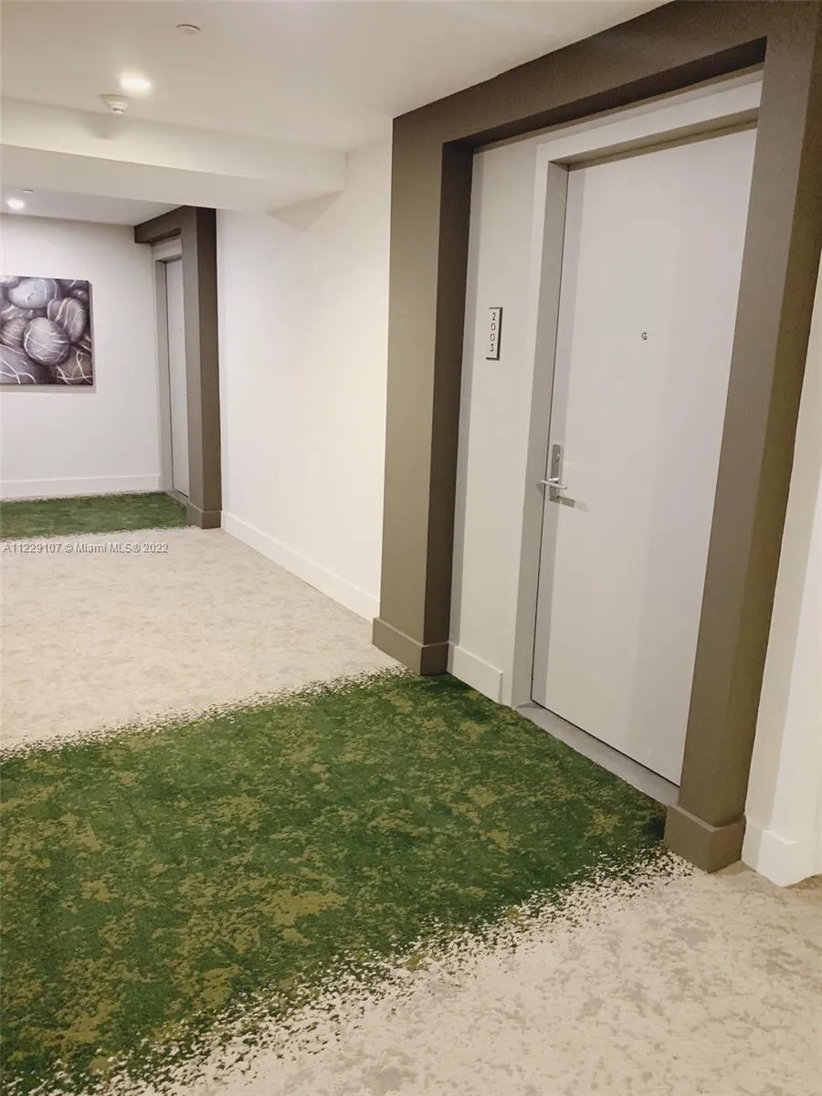 1 bedroom 1 bath for sale at 488 NE 18th St # 2003, Miami FL 33132
