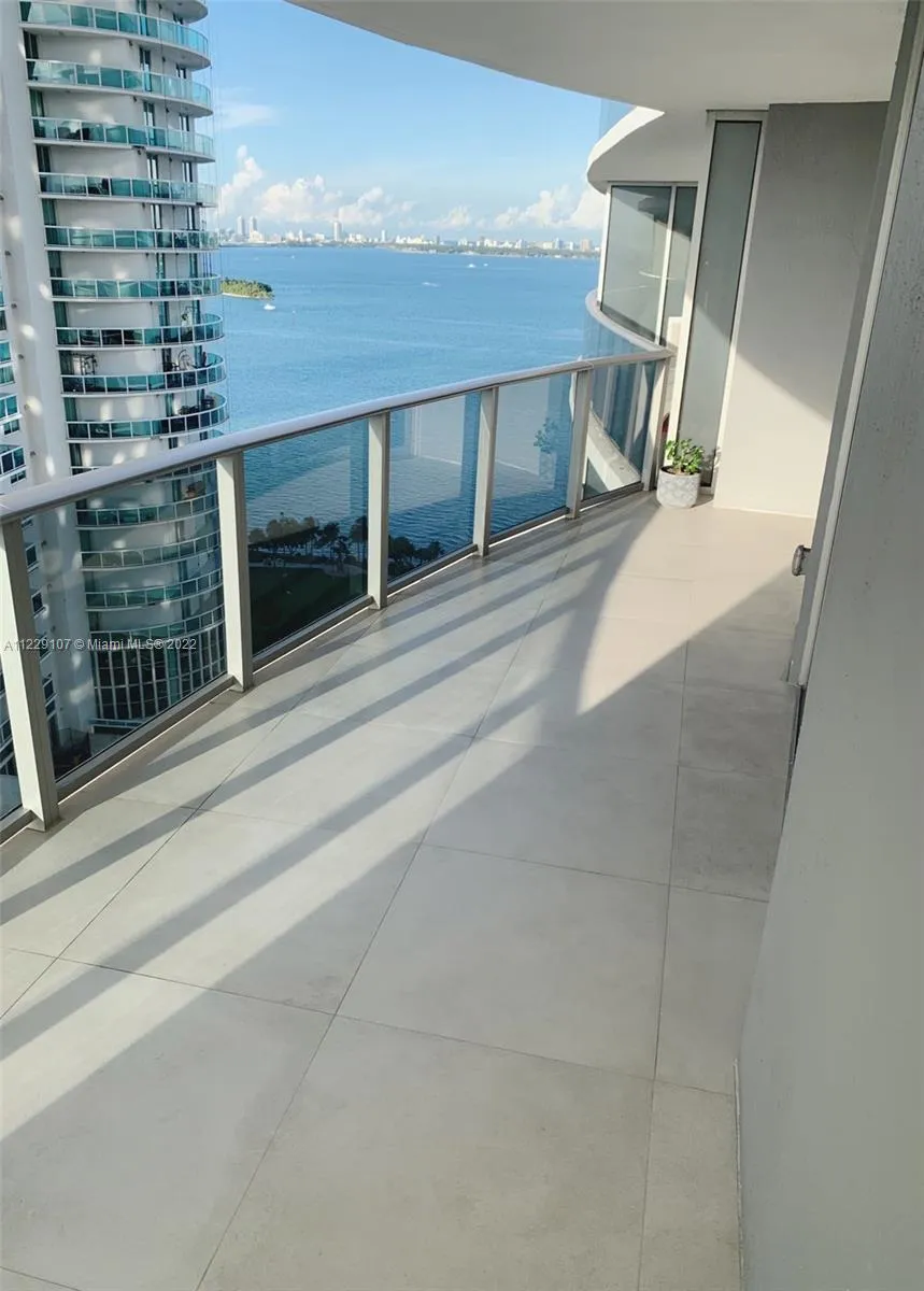488 NE 18th St # 2003, Miami FL 33132