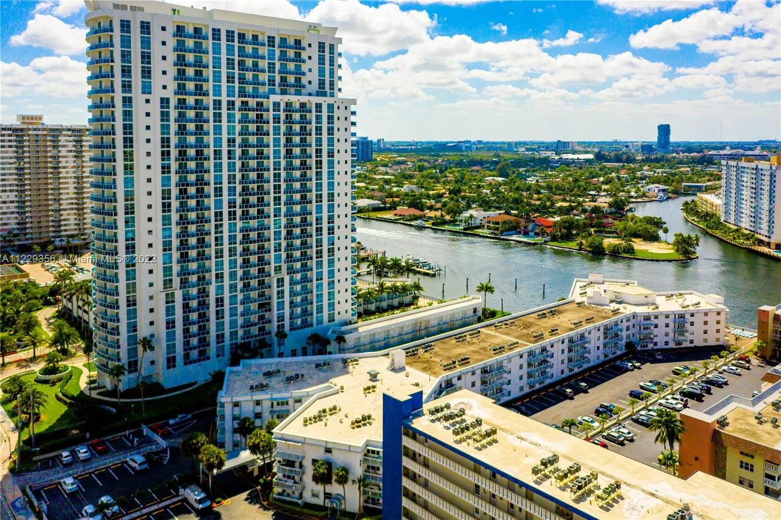 1913 S Ocean Dr # 110, Hallandale Beach FL 33009