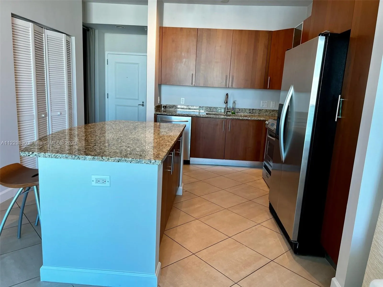 1945 S Ocean Dr # 1411, Hallandale Beach FL 33009