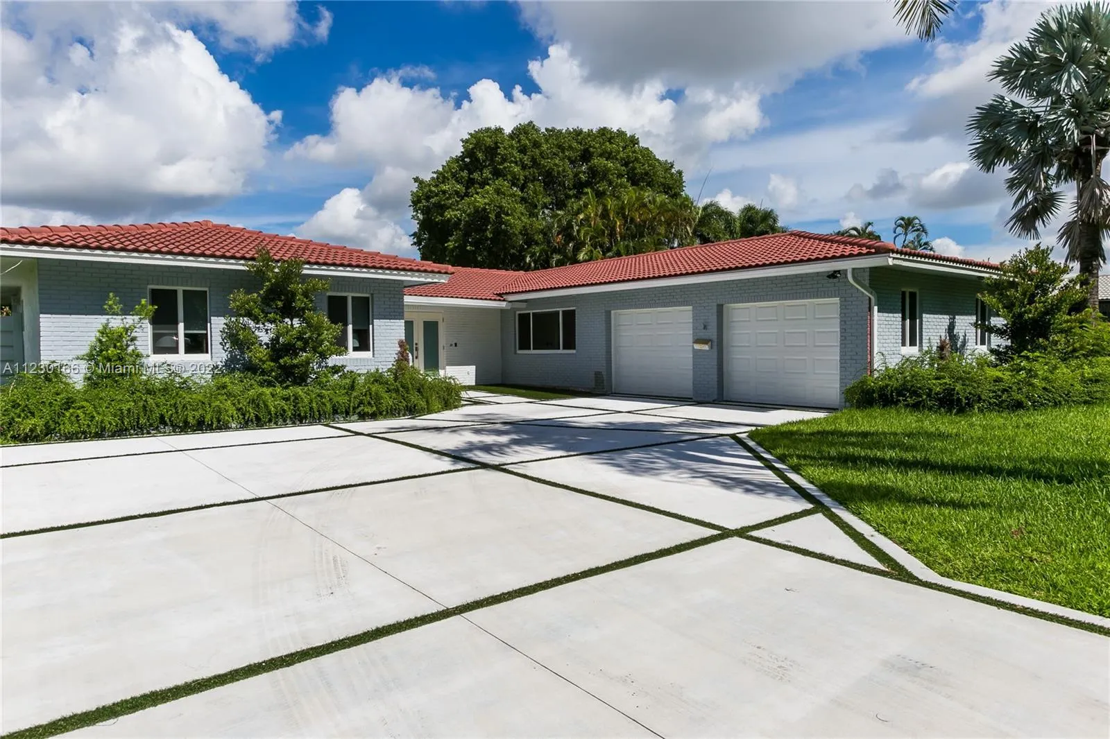 144 SE 3rd Ave, Dania Beach FL 33004