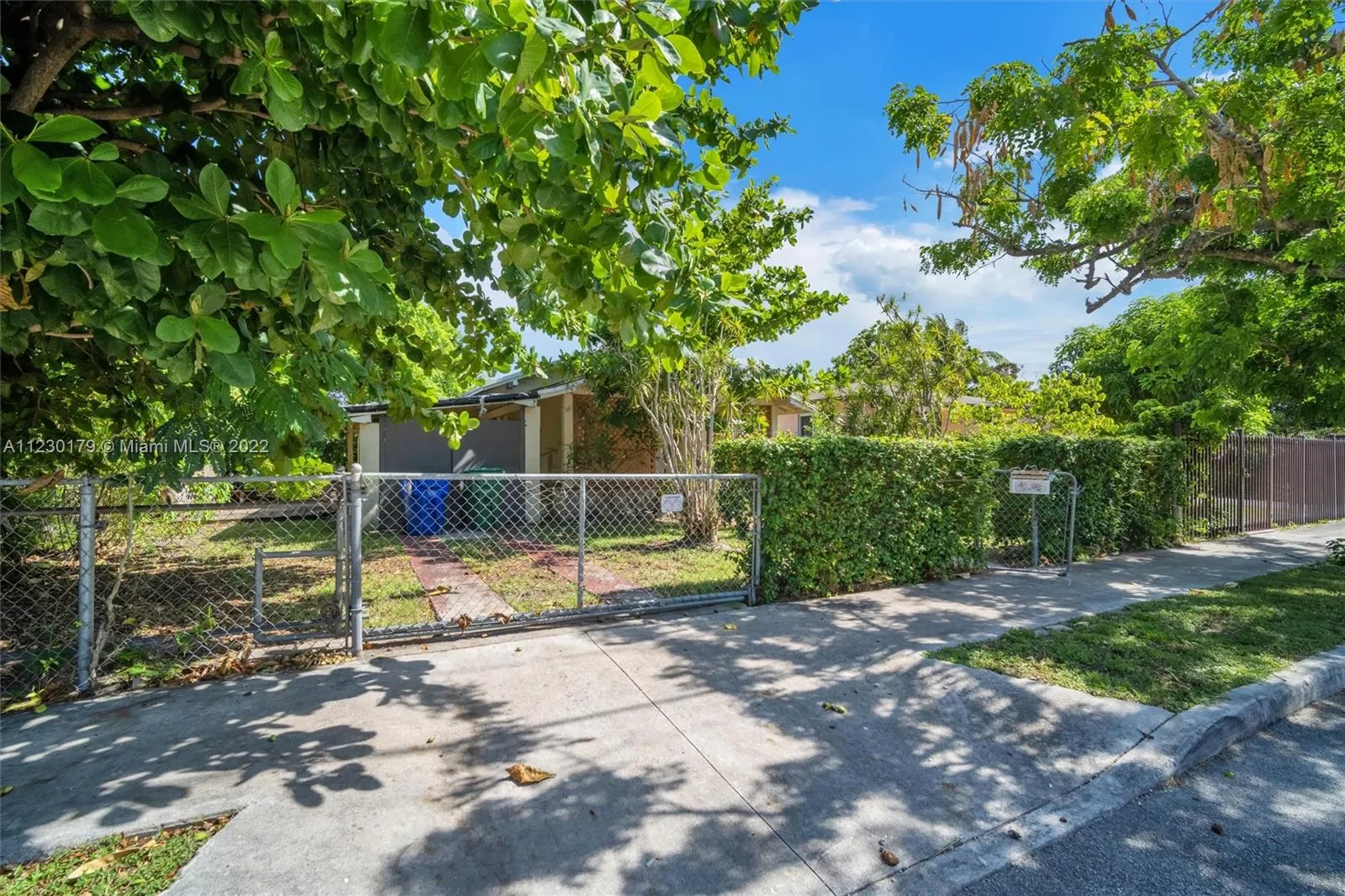322 NW 41st St, Miami FL 33127