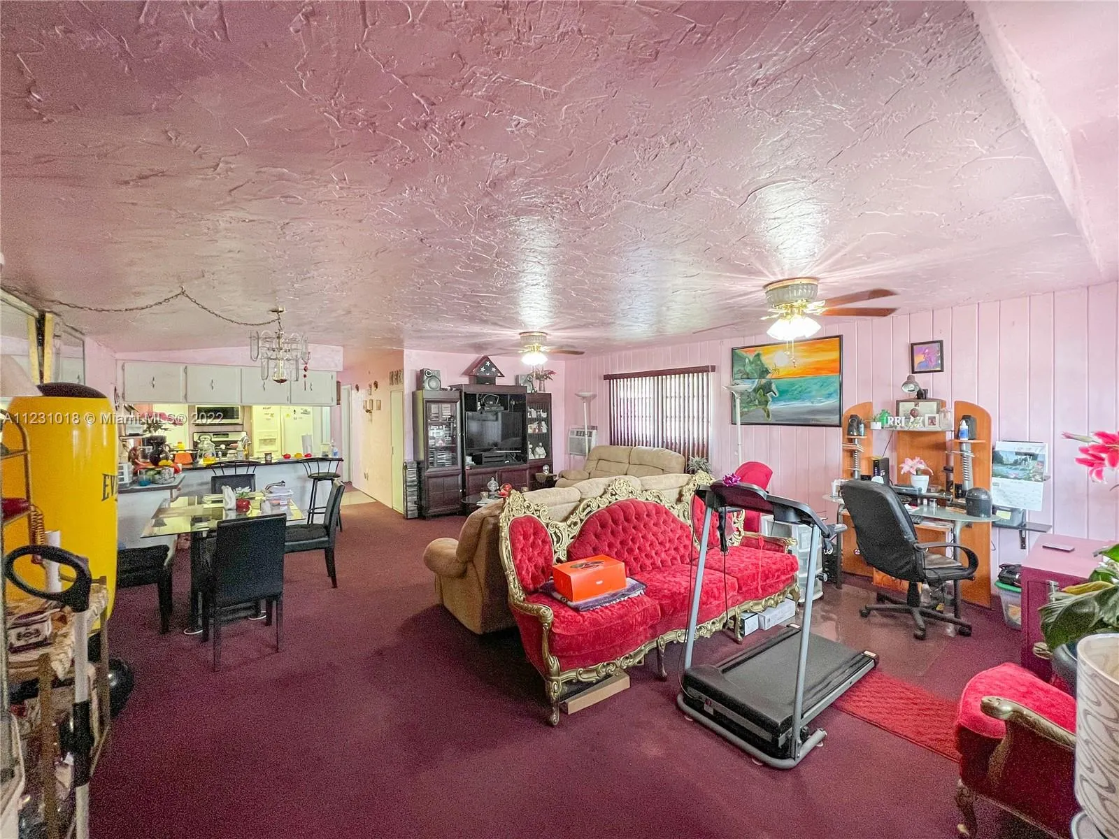1132 NW 39th St, Miami FL 33127