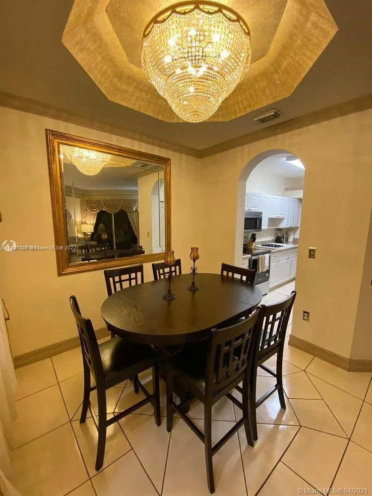 8356 NW 10th St # 6D, Miami FL 33126