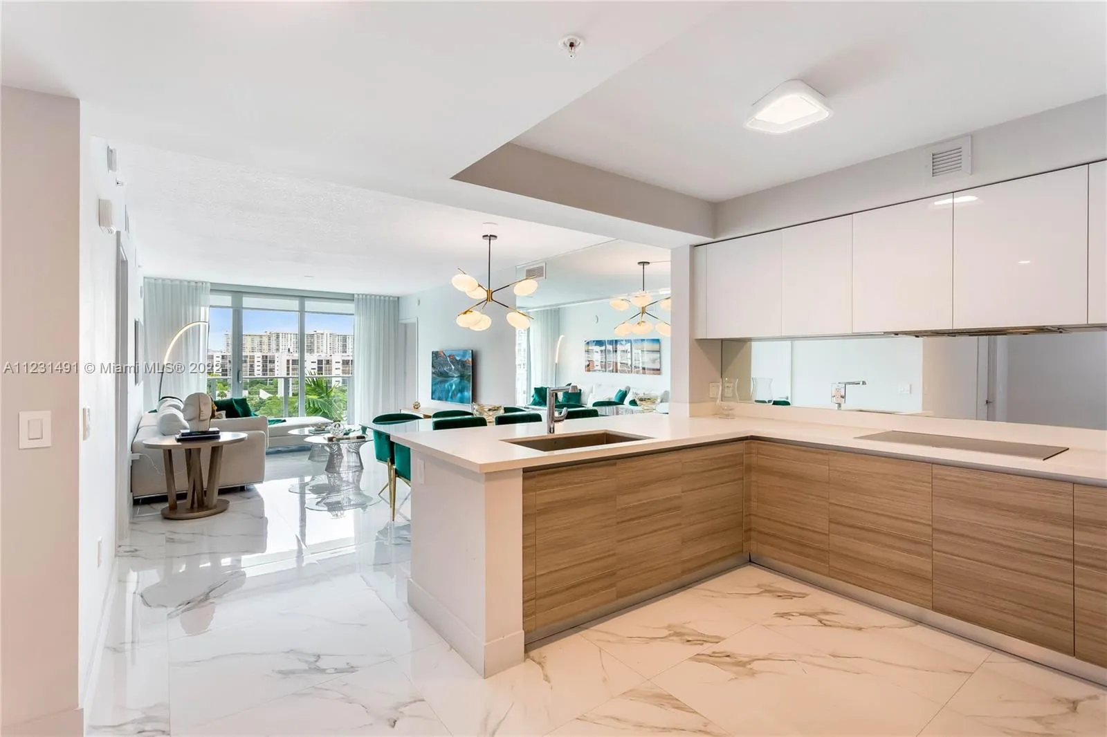 2 bedroom 3 bath for sale at 330 Sunny Isles Blvd # 705, Sunny Isles Beach FL 33160