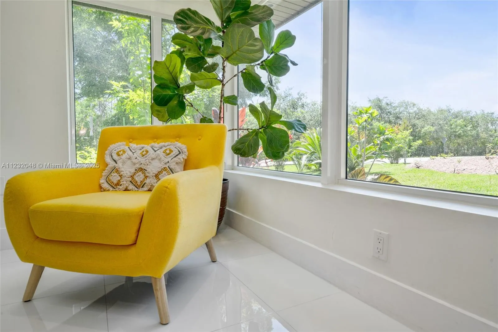 7544 SW 78th Ter, Miami FL 33143