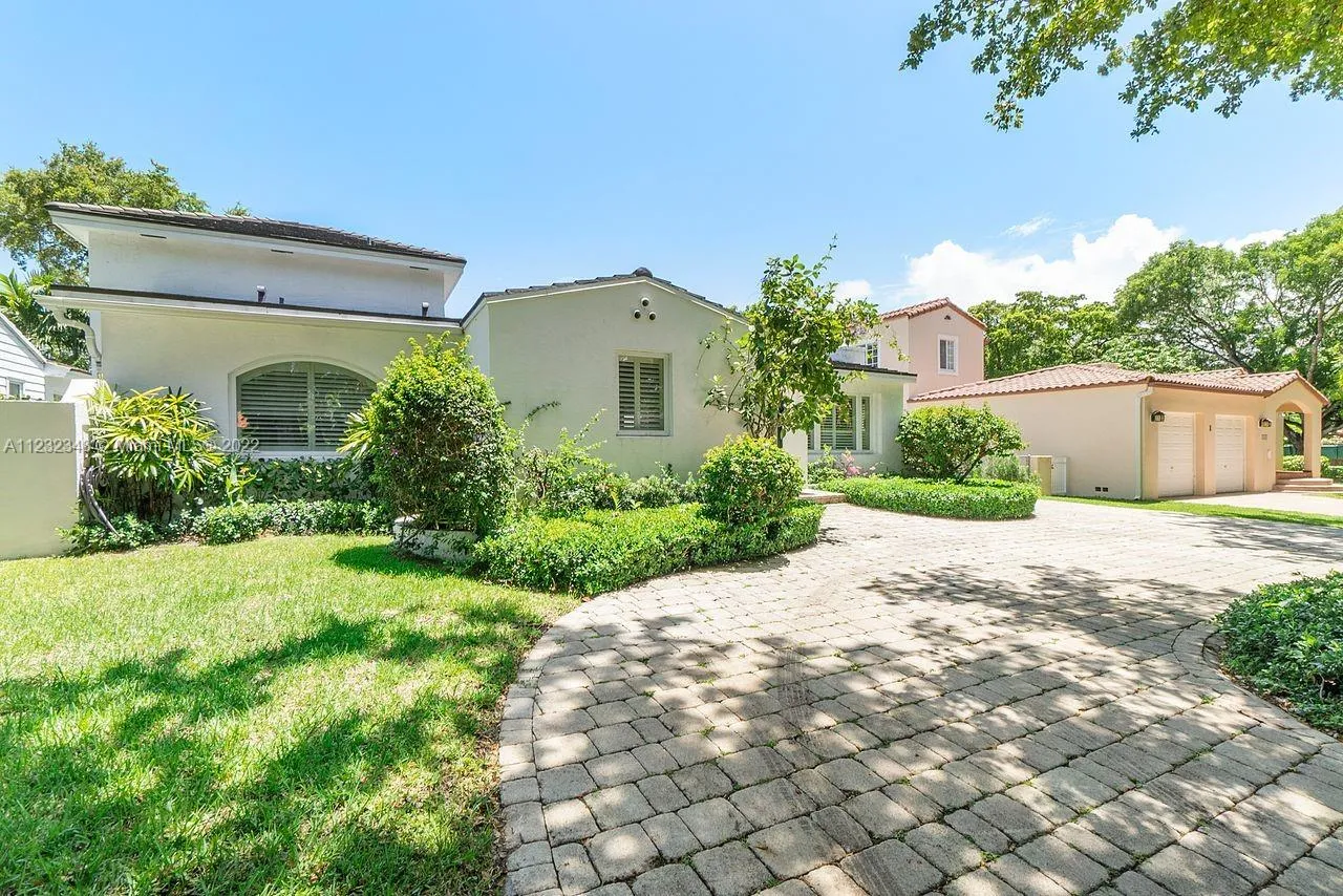 440 Zamora Ave, Coral Gables FL 33134