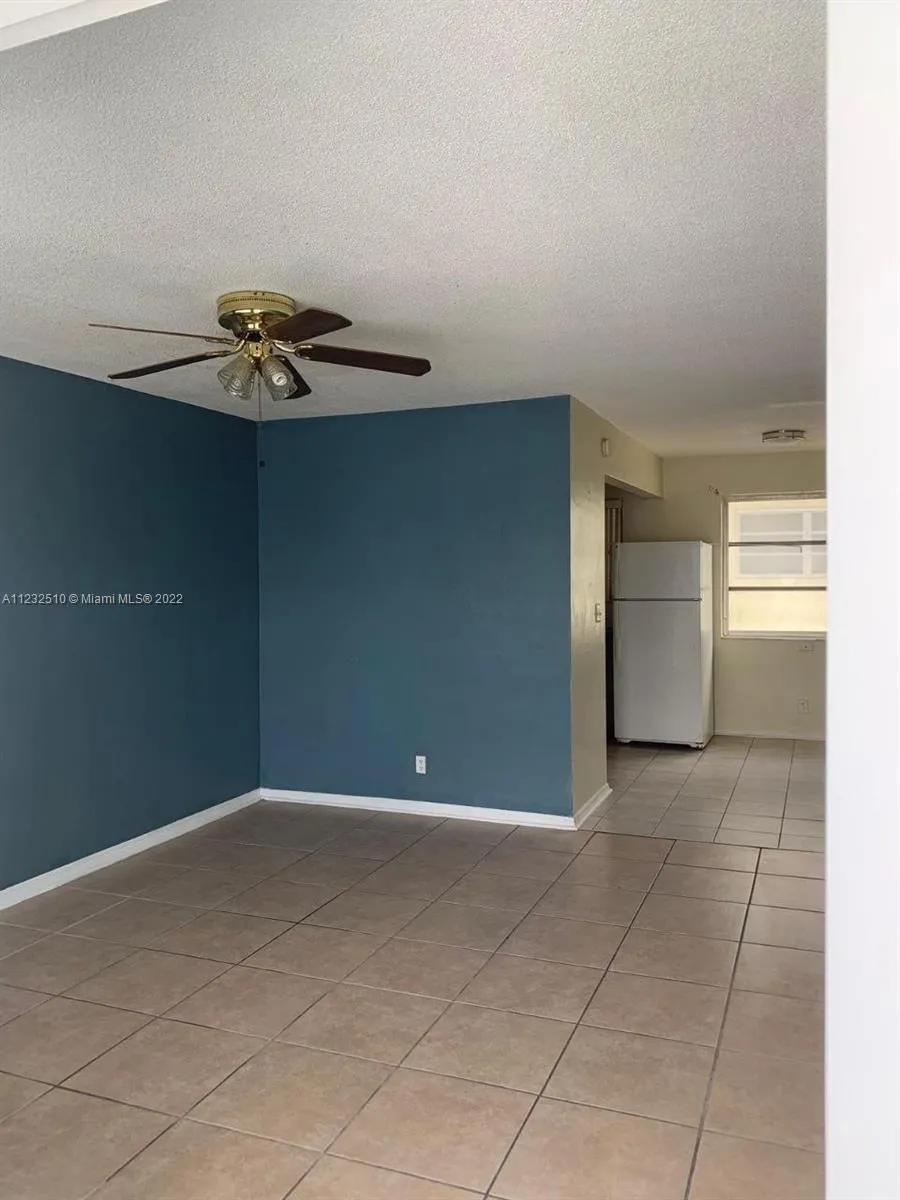 2826 Van Buren St # 17, Hollywood FL 33020