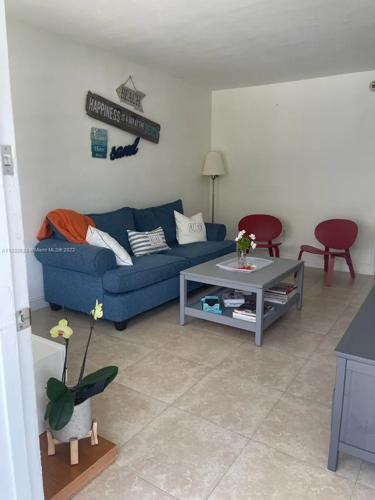 100 Sunrise Dr # 25, Key Biscayne FL 33149