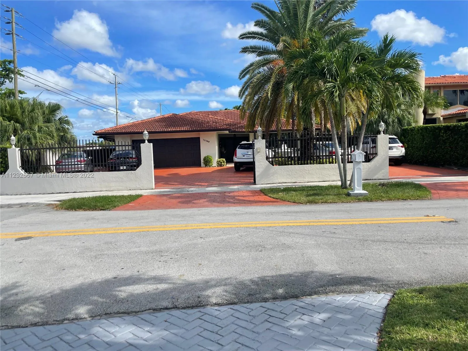 5 bedroom 4 bath for sale at 12700 SW 27th St, Miami FL 33175