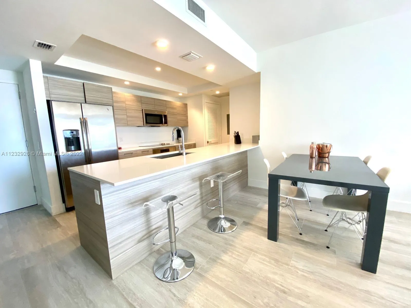 121 NE 34th St # 807, Miami FL 33137