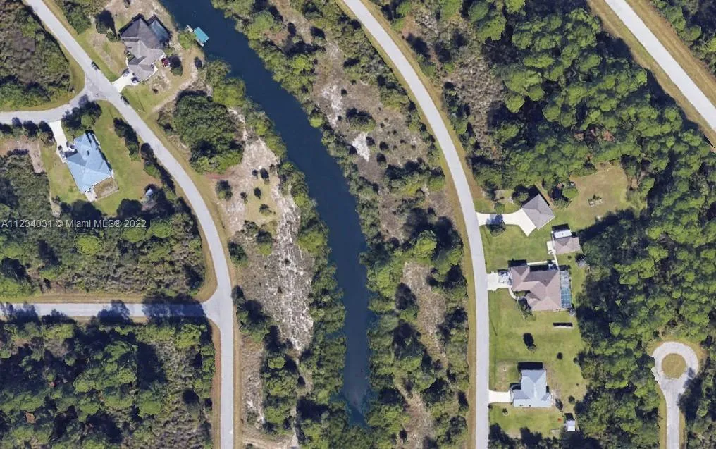 2573 Chapel Dr, Port Charlotte FL 33953
