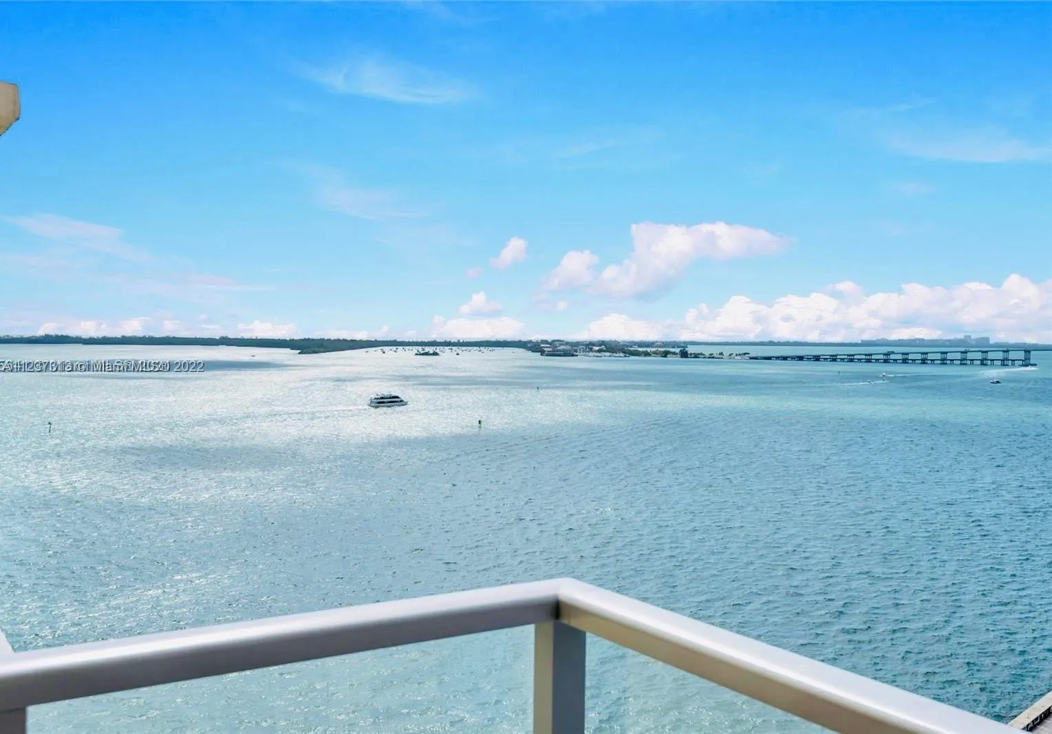 1 bedroom 1 bath for sale at 1155 Brickell Bay Dr # 3105, Miami FL 33131