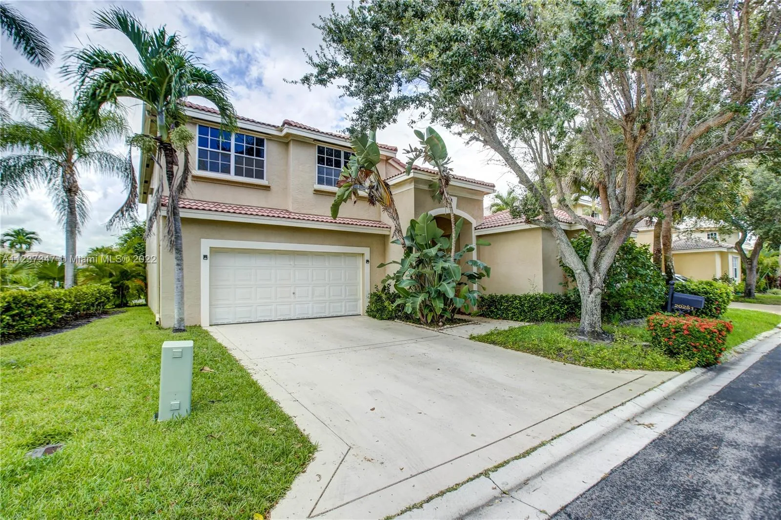 5 bedroom 3 bath for sale at 20251 Monteverdi Cir, Boca Raton FL 33498