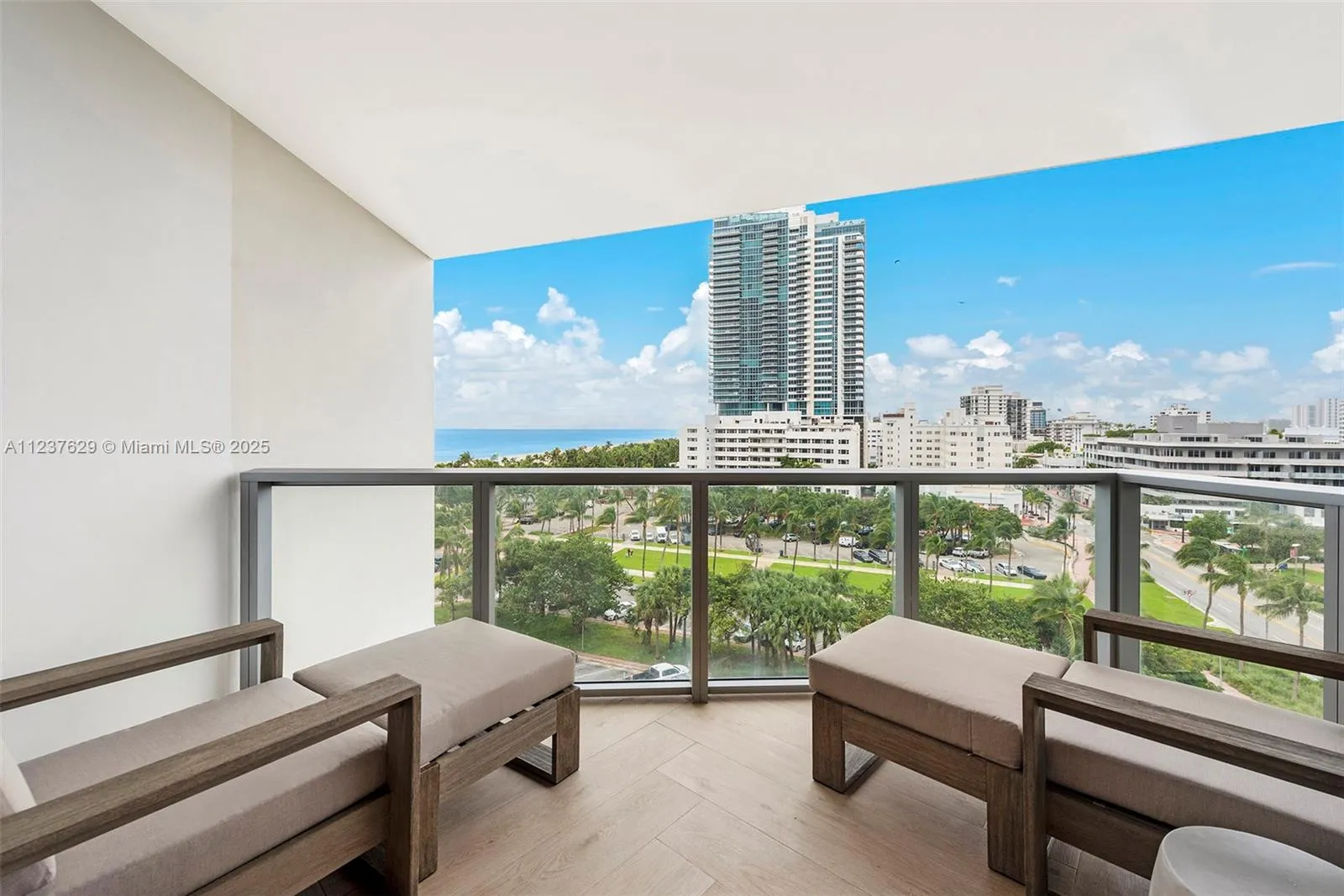 2201 Collins Ave # 804, Miami Beach FL 33139