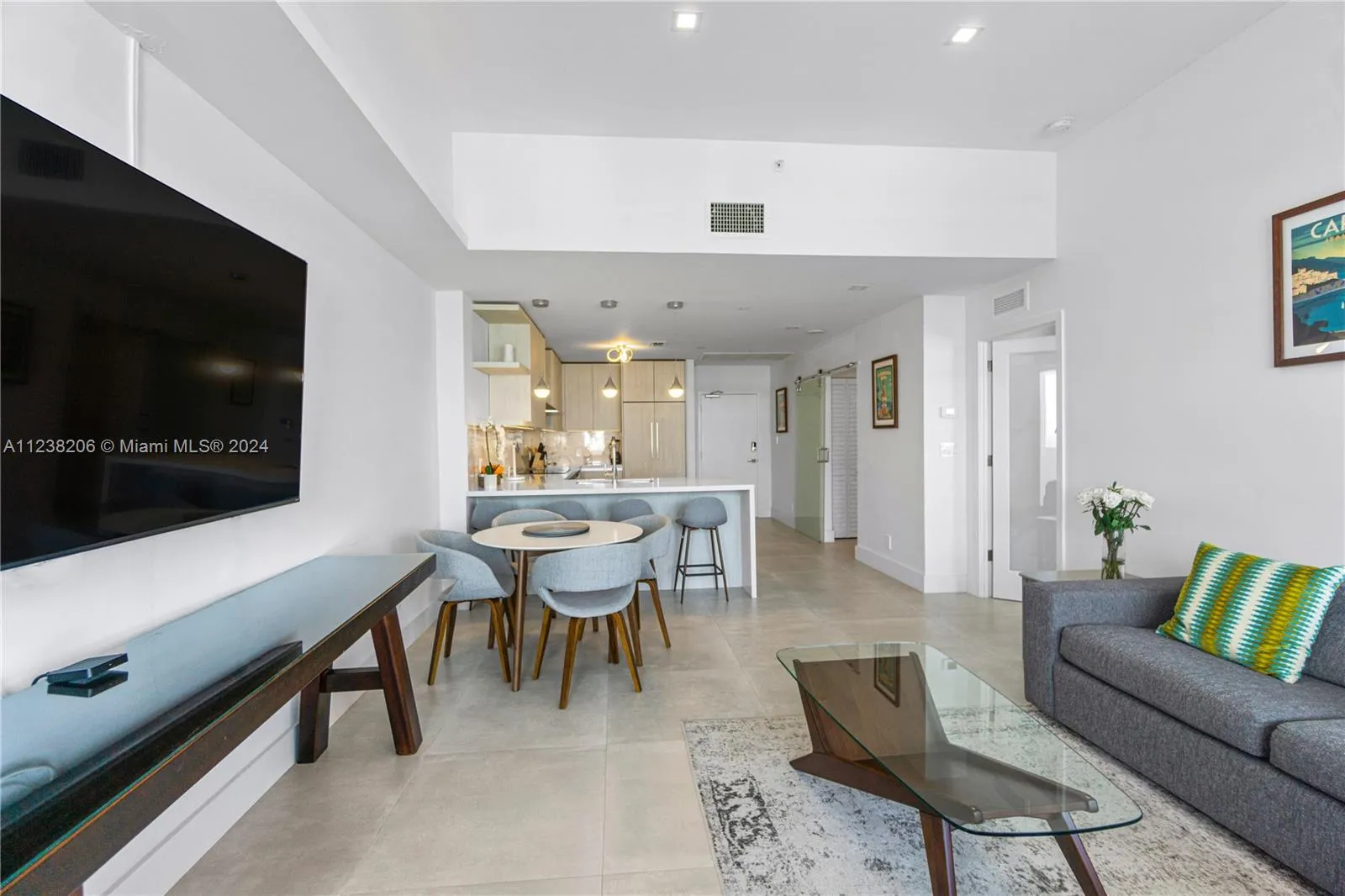 100 Lincoln Rd # 1608, Miami Beach FL 33139