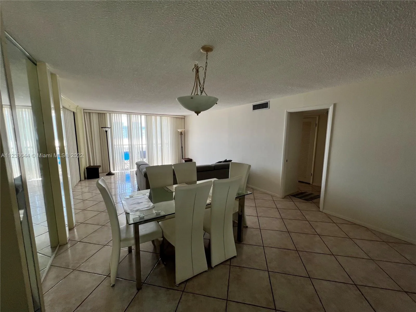 6039 Collins Ave # 1034, Miami Beach FL 33140