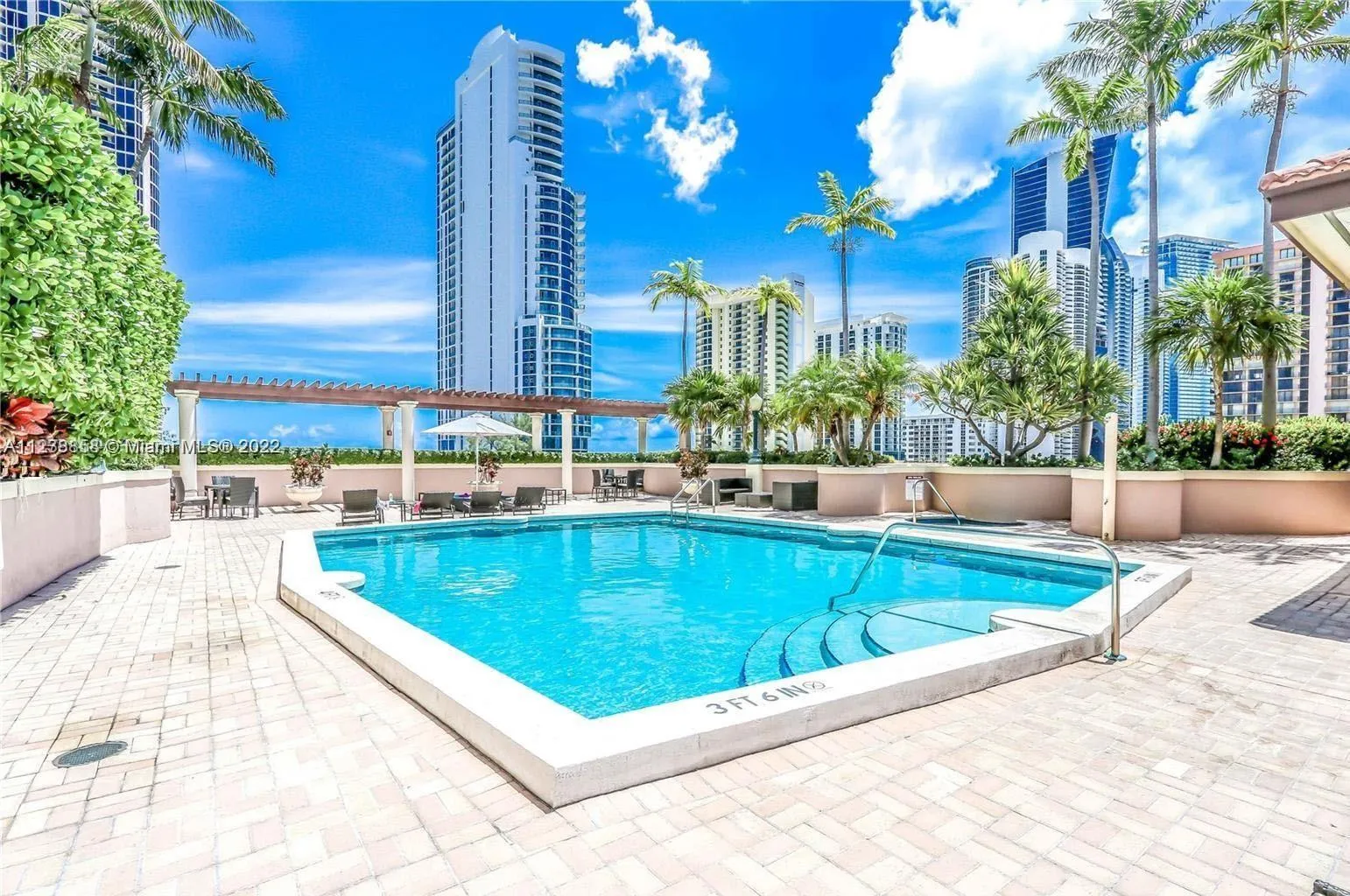 2 bedroom 2 bath for rent at 17555 Atlantic Blvd # 606, Sunny Isles Beach FL 33160