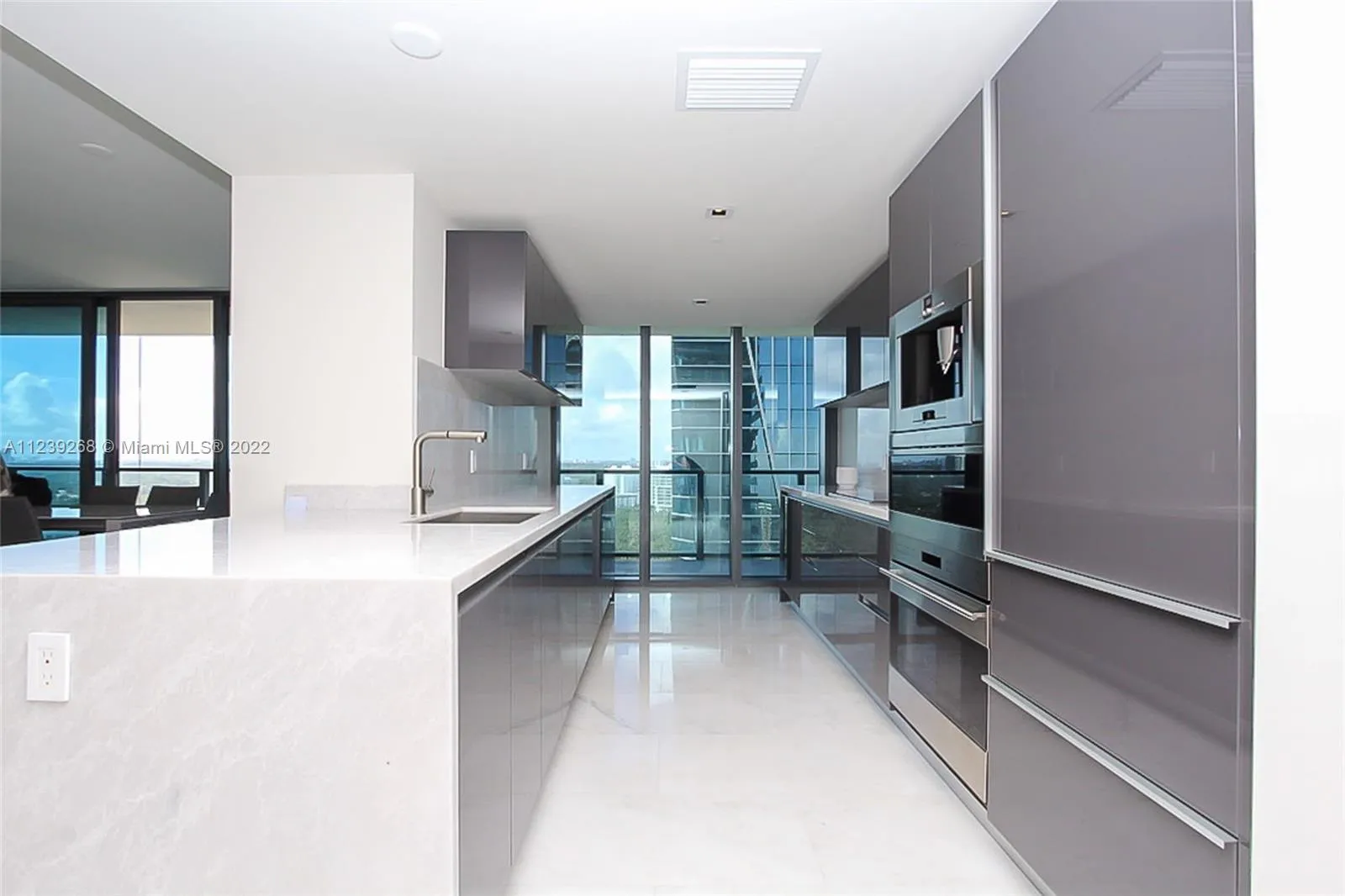 1451 Brickell Ave # 1705, Miami FL 33131