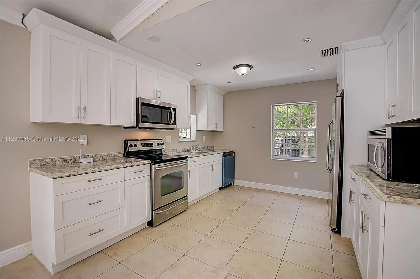 5730 NW 199th St, Hialeah FL 33015