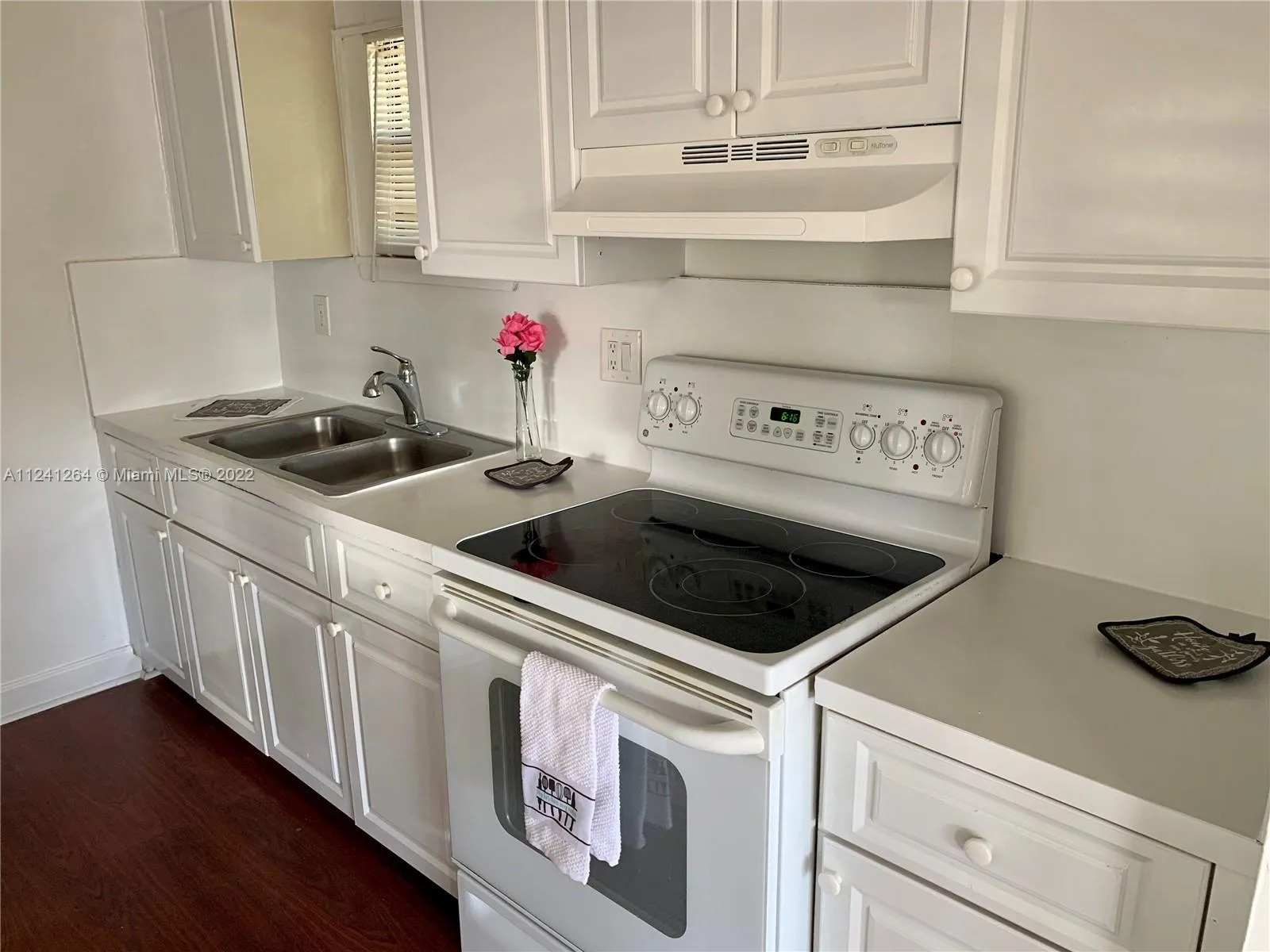 2941 NW 25TH ST, Fort Lauderdale FL 33311