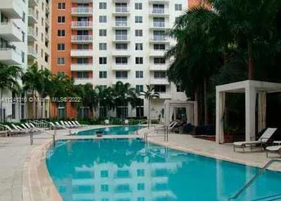 2775 NE 187th St # 326, Aventura FL 33180