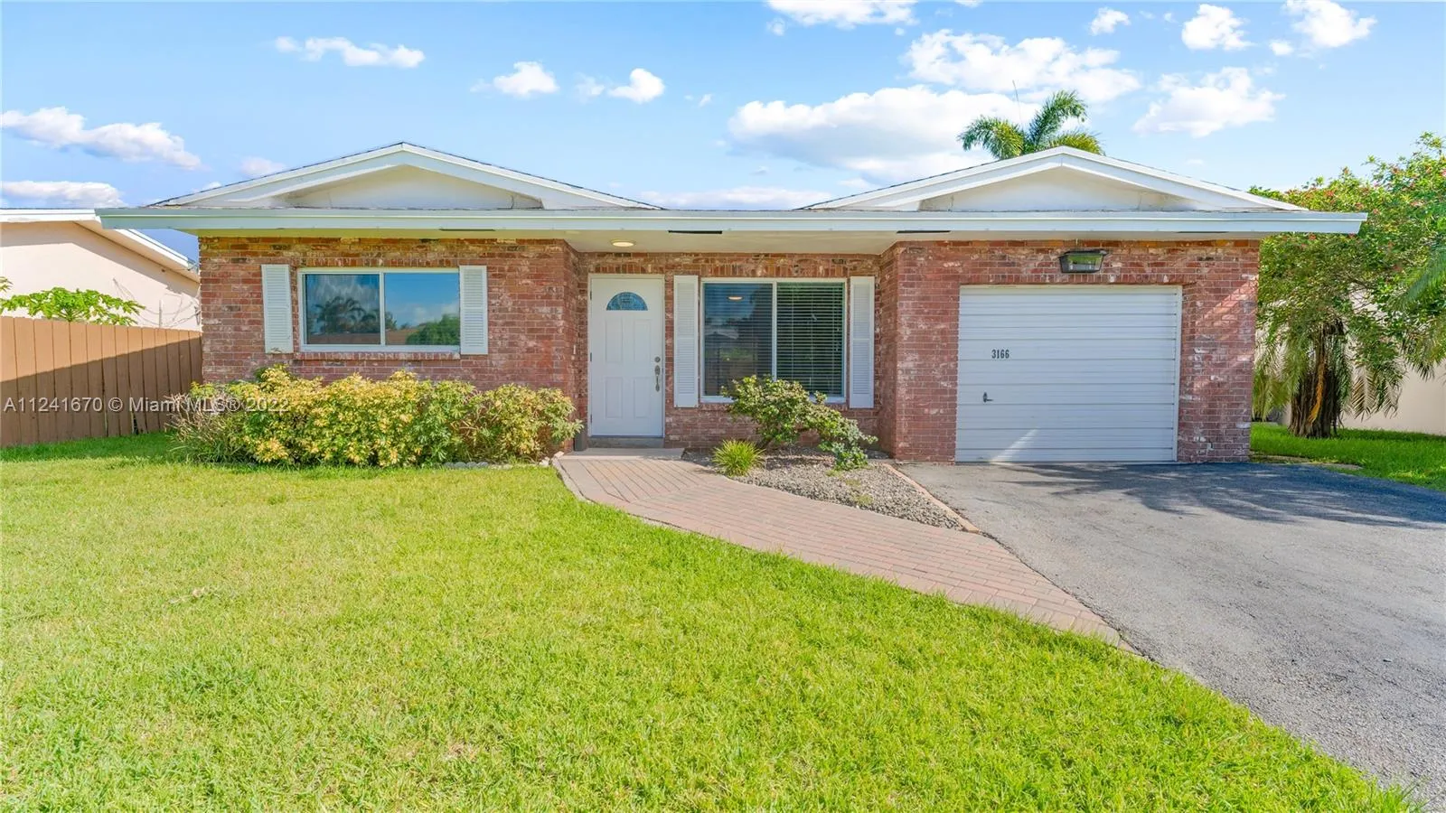 3166 NW 68th Ct, Fort Lauderdale FL 33309