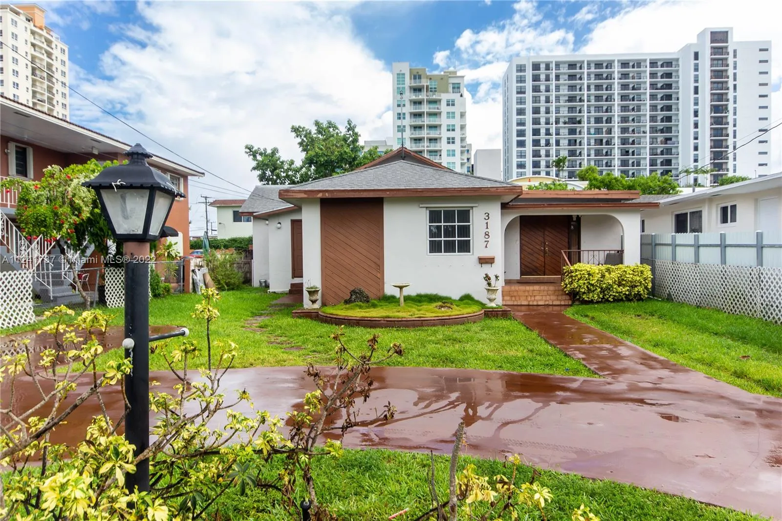 4 bedroom 4 bath for sale at 3187 SW 23rd St, Miami FL 33145