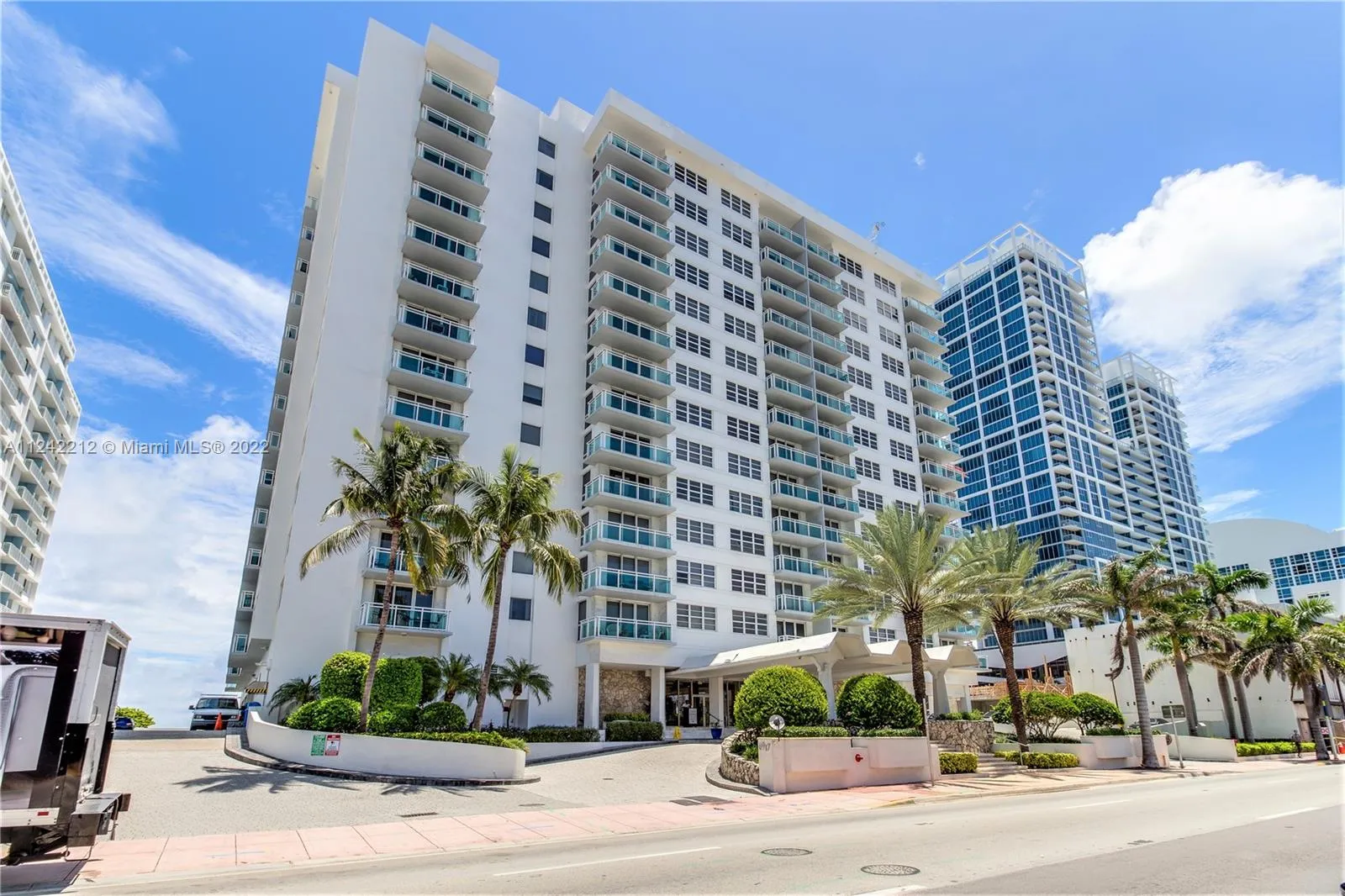 6917 Collins Ave # 103, Miami Beach FL 33141