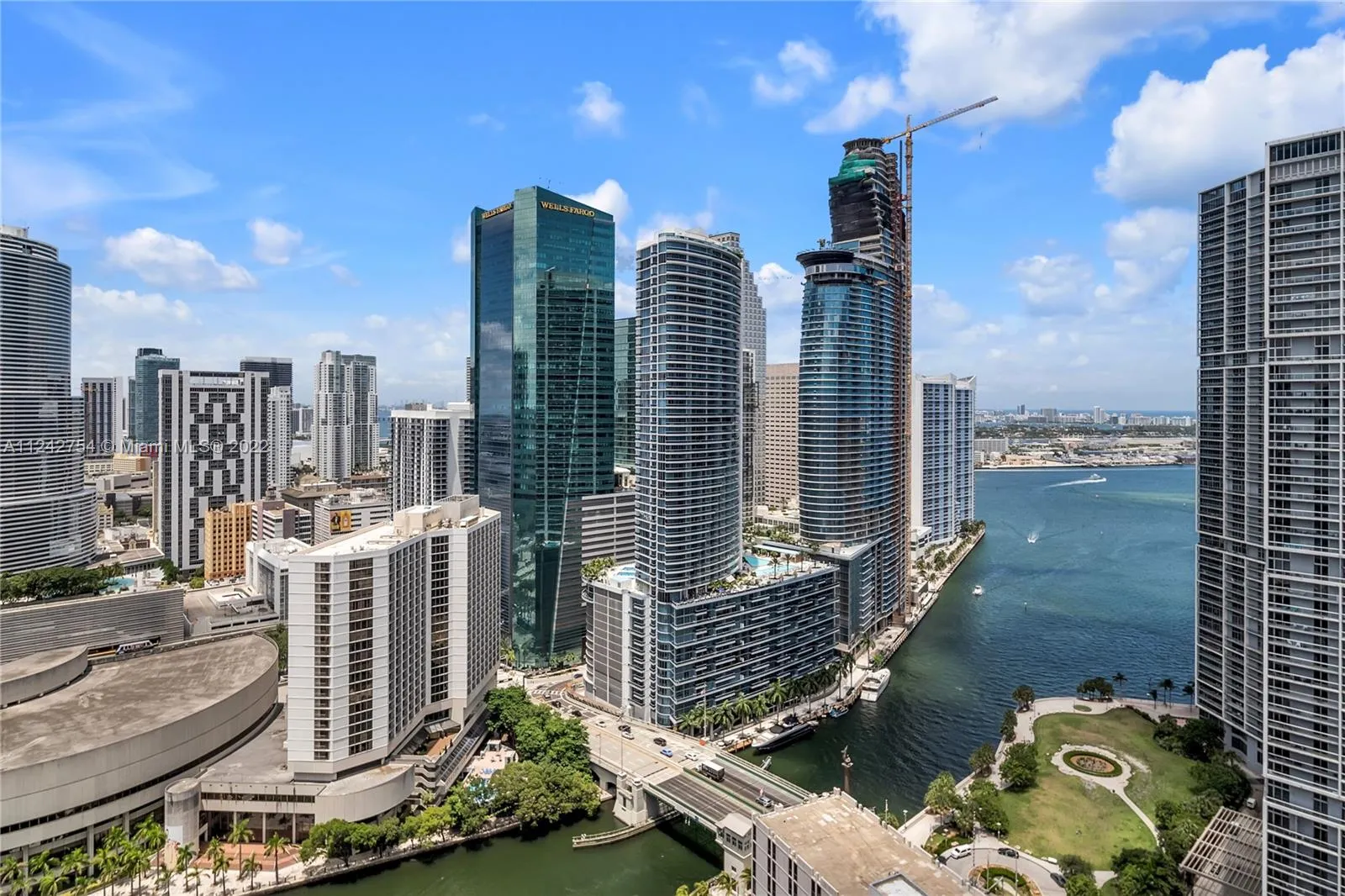 55 SE 6th St # 3903, Miami FL 33131