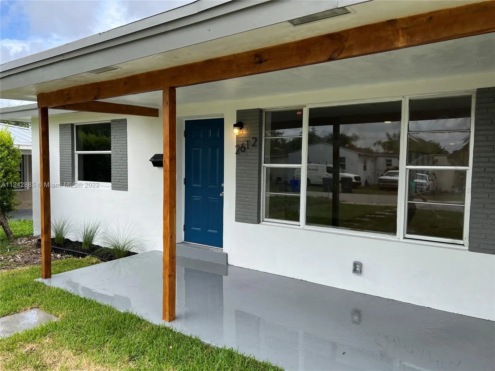 2612 Rodman St, Hollywood FL 33020