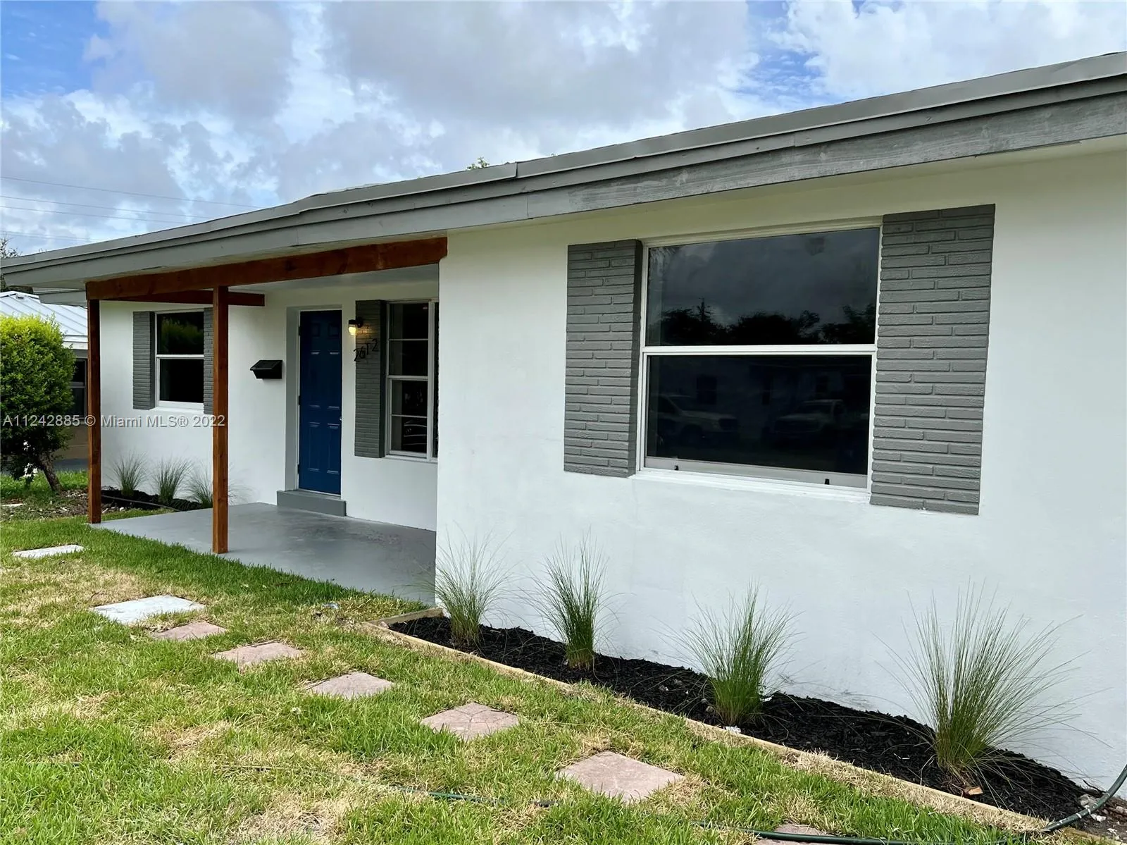 2612 Rodman St, Hollywood FL 33020