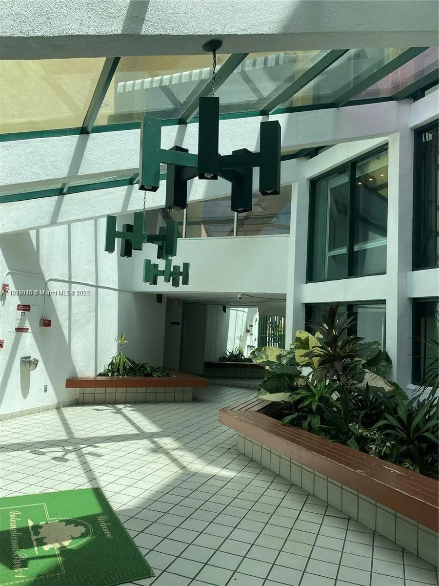 11750 SW 18th St # 1, Miami FL 33175