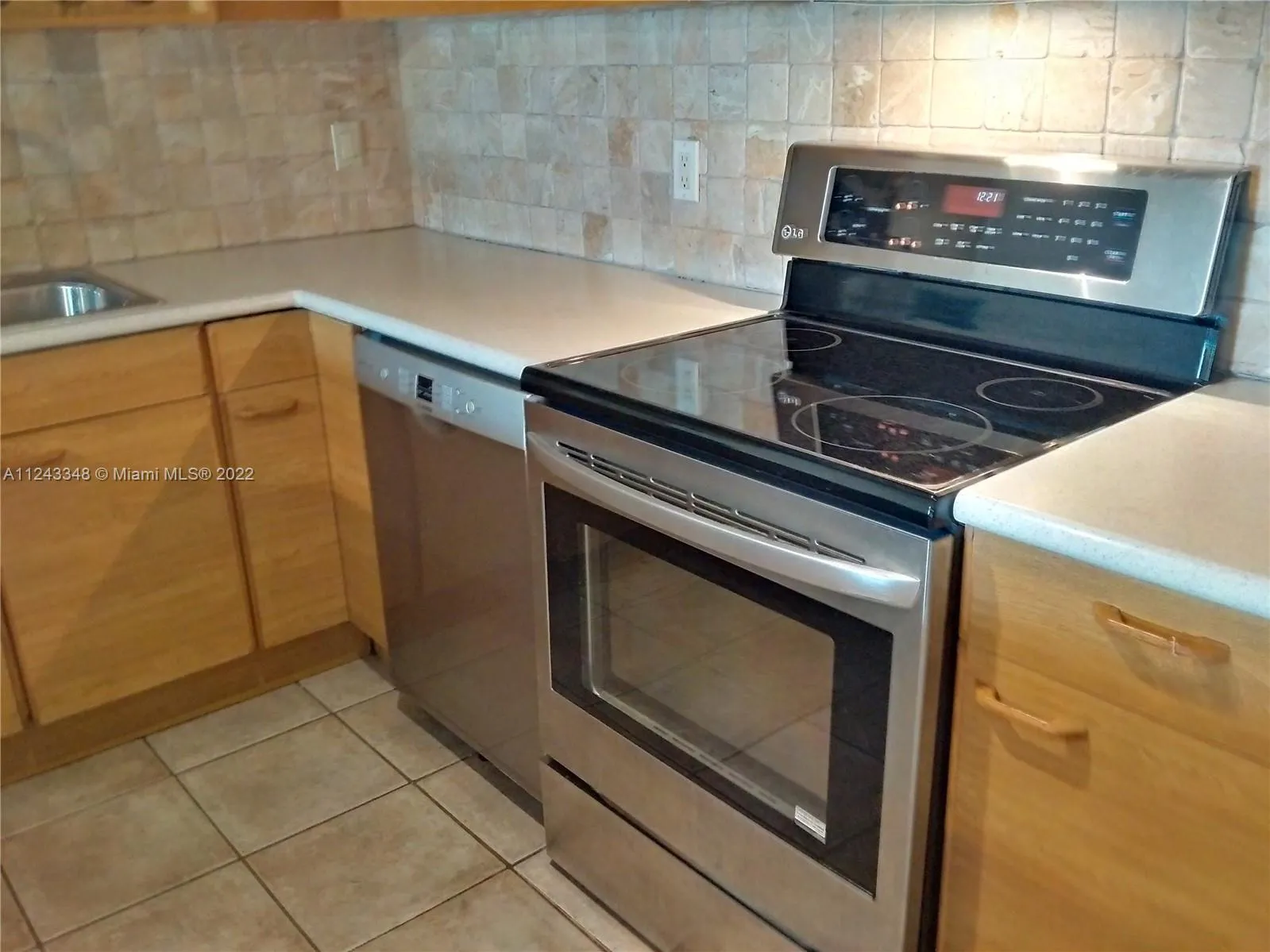 520 Orton Ave # 403, Fort Lauderdale FL 33304