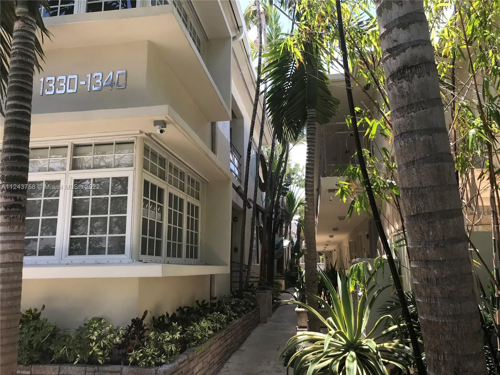 1 bath for rent at 1340 Drexel Ave # 306, Miami Beach FL 33139