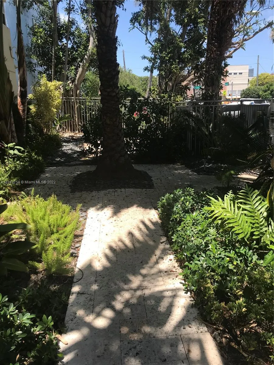 1340 Drexel Ave # 306, Miami Beach FL 33139
