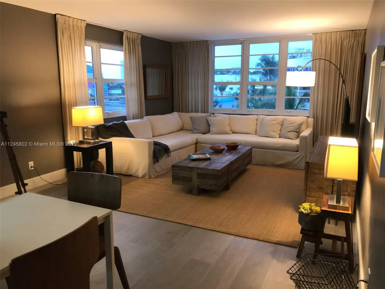 100 Lincoln Rd # B, Miami Beach FL 33139