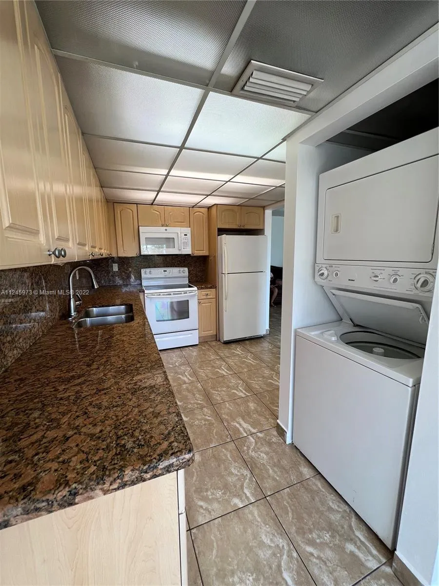 1300 SW 122nd Ave # 2, Miami FL 33184