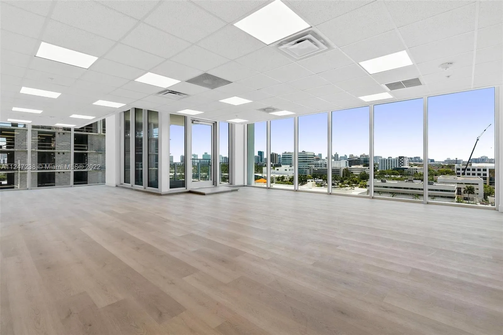 2820 NE 214th St # 909, Aventura FL 33180