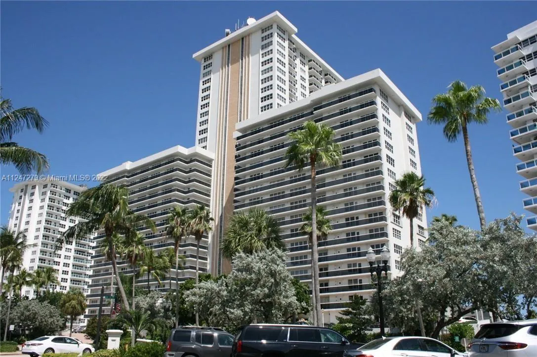 1 bedroom 1 bath for sale at 3500 Galt Ocean Dr # 1109, Fort Lauderdale FL 33308