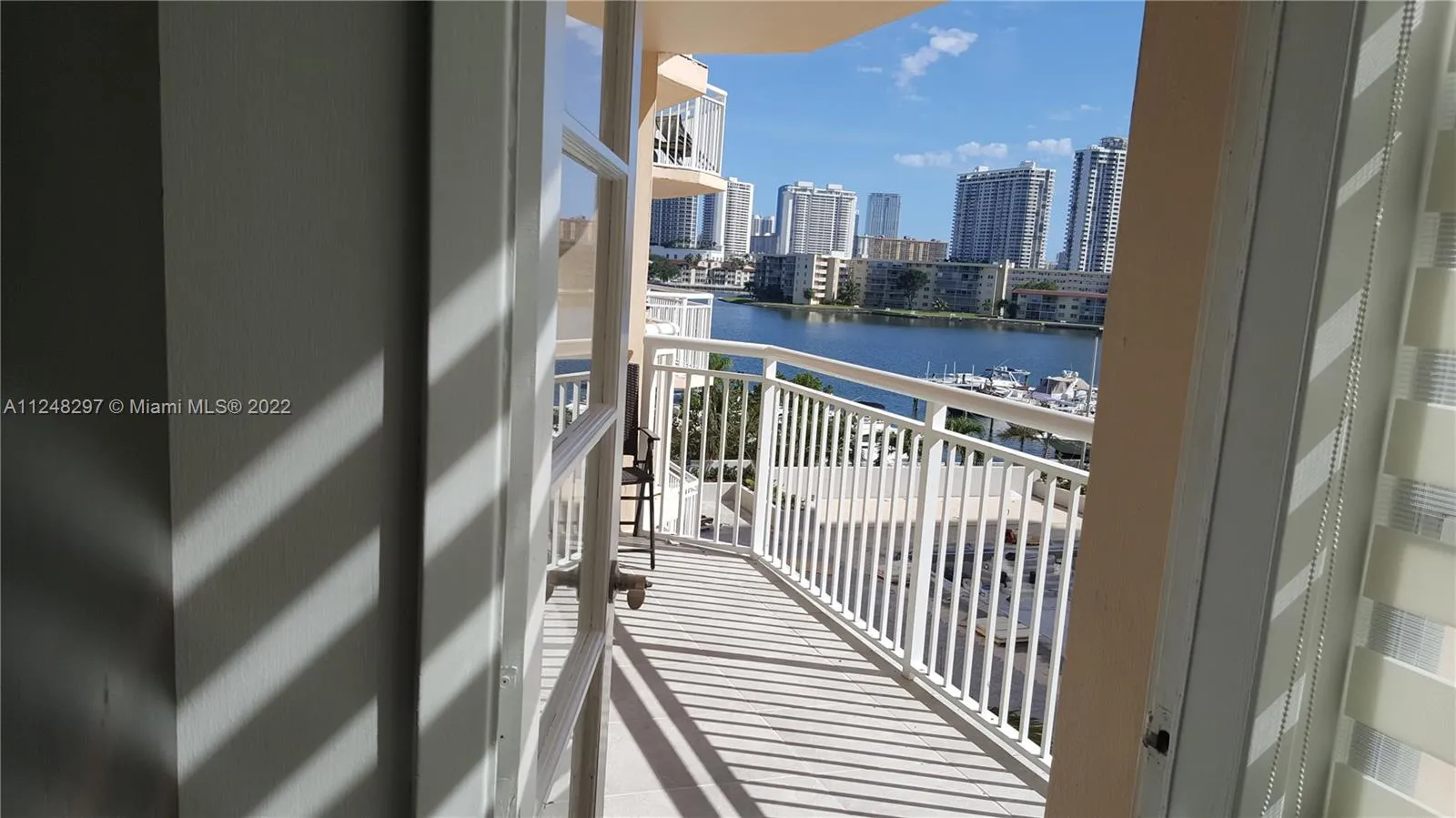 2 bedroom 2 bath for sale at 18061 Biscayne Blvd, Aventura FL 33160