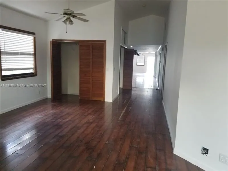 1738 N 16th Ct, Hollywood FL 33020