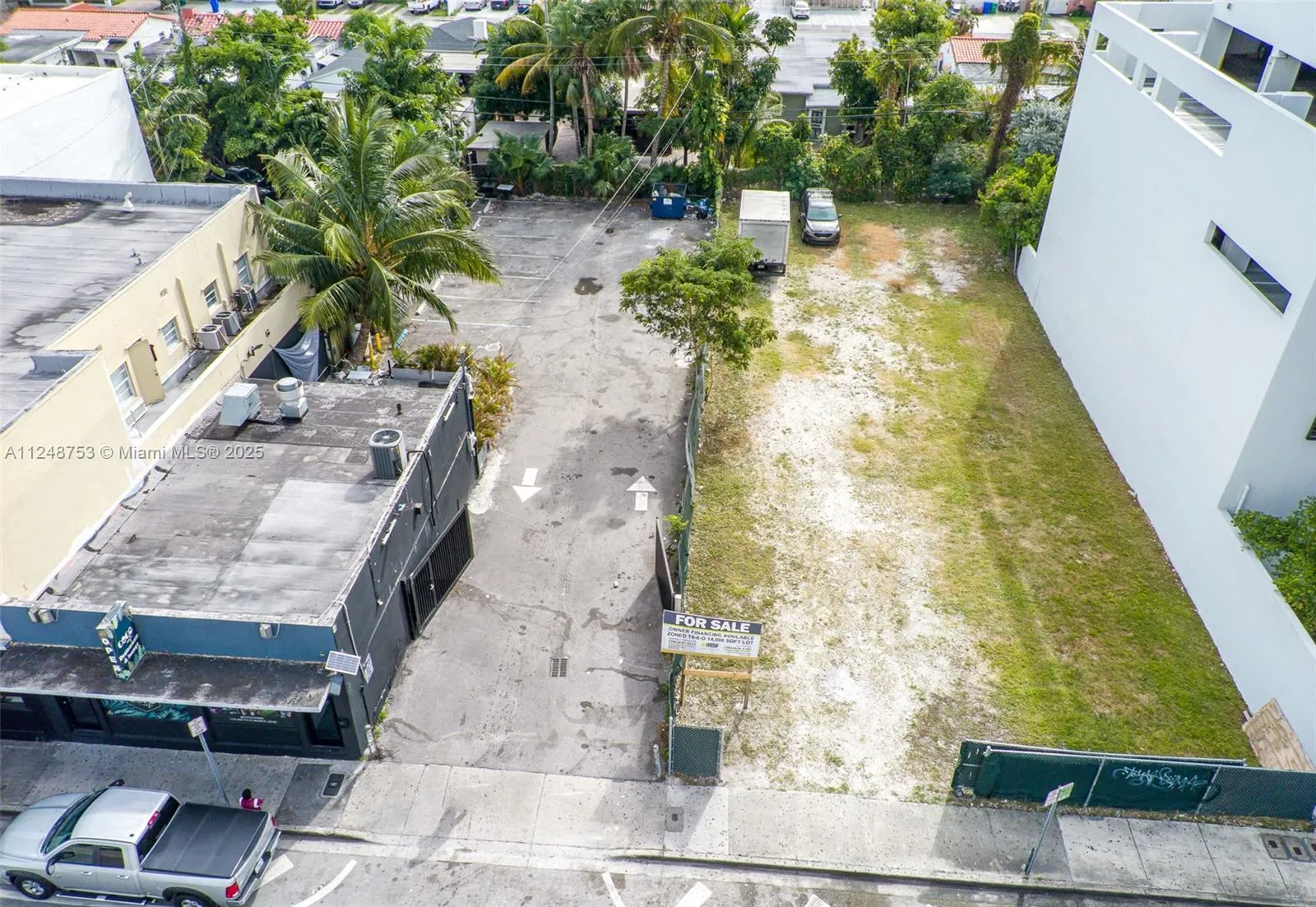1750 NW 7th St, Miami FL 33125