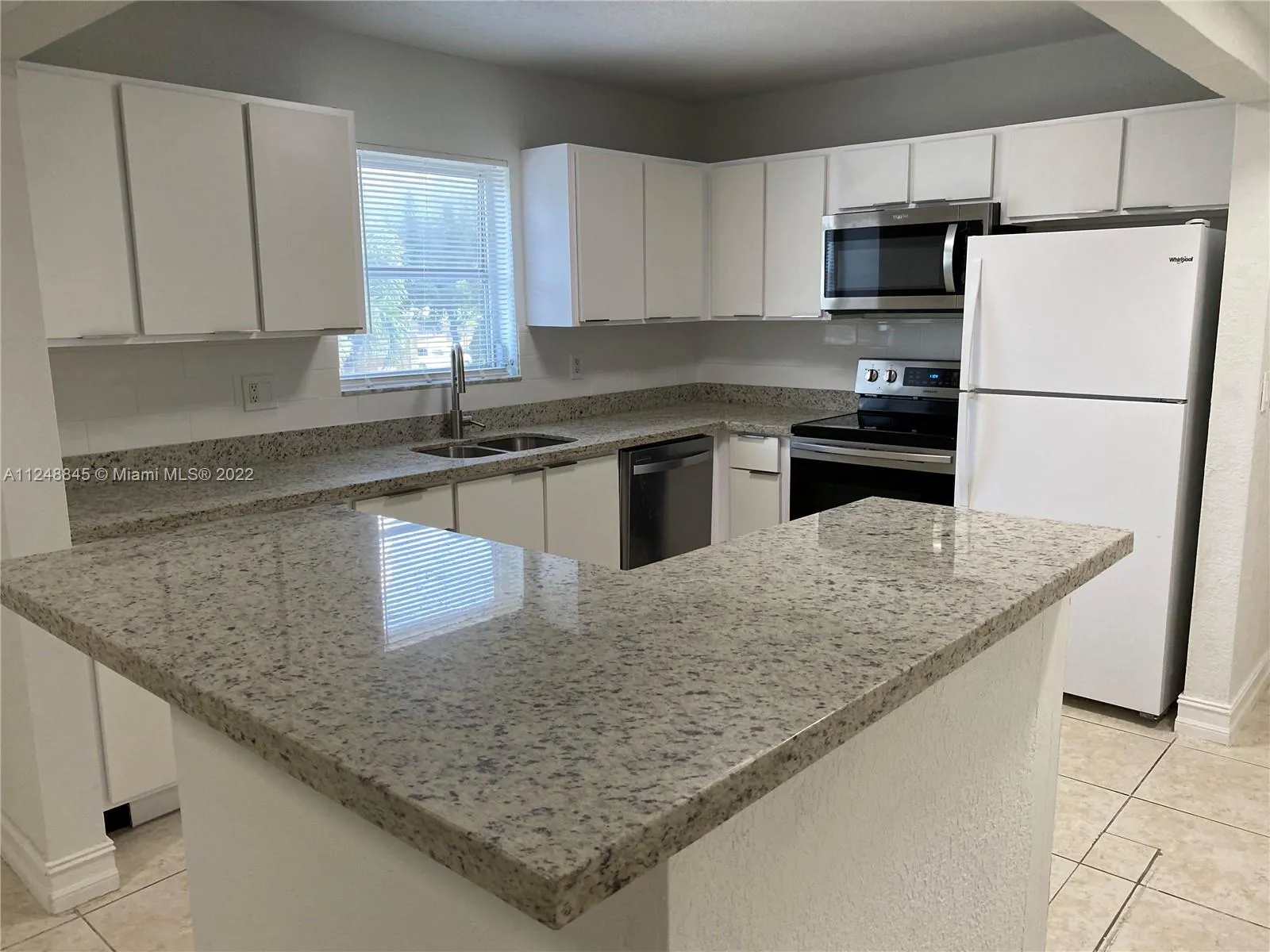 2 bedroom 2 bath for sale at 2836 Fillmore St # 37, Hollywood FL 33020