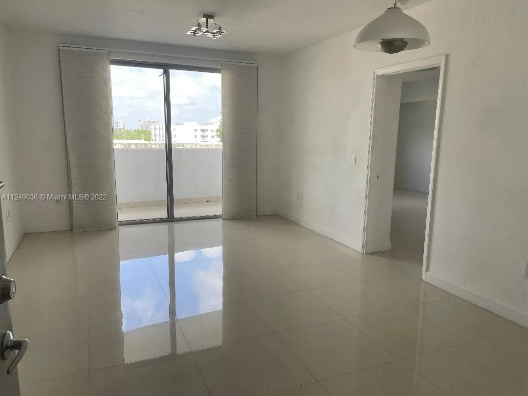 2 bedroom 2 bath for rent at 36 NW 6th Ave # 501, Miami FL 33128