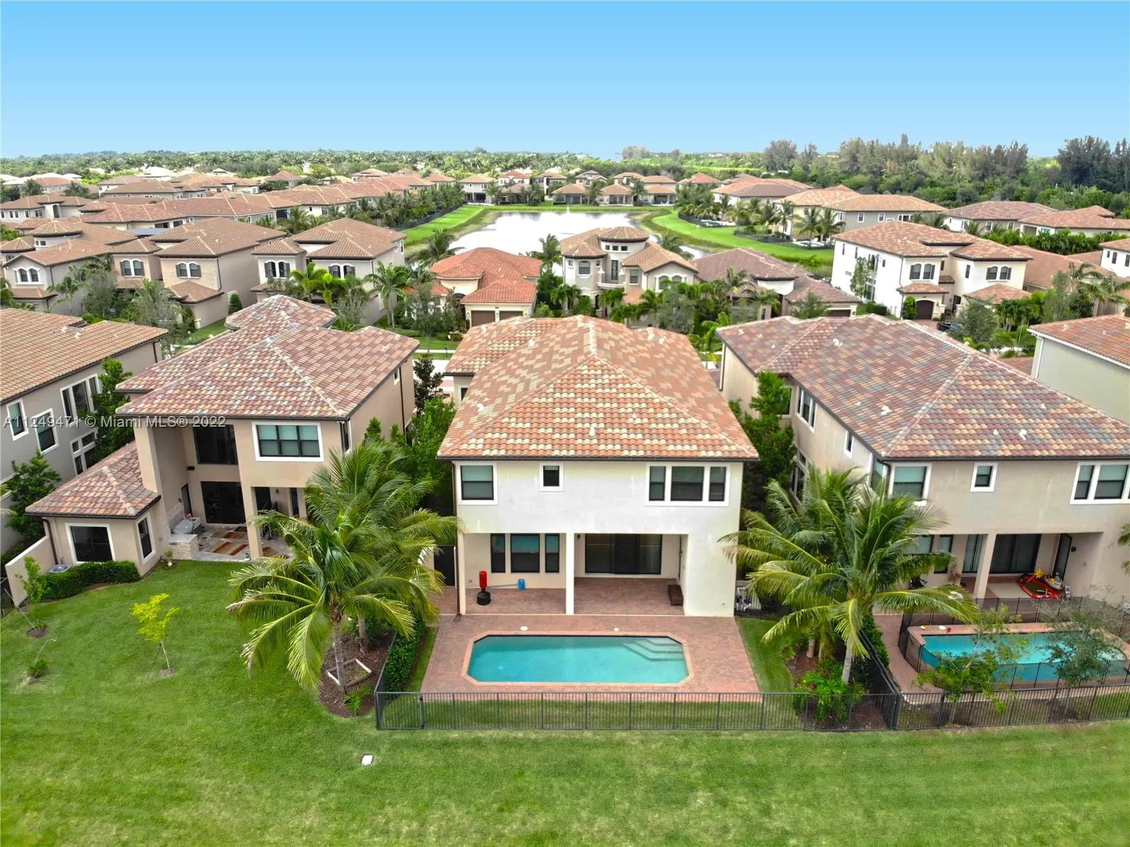 8248 Lost Creek Ln, Delray Beach FL 33446