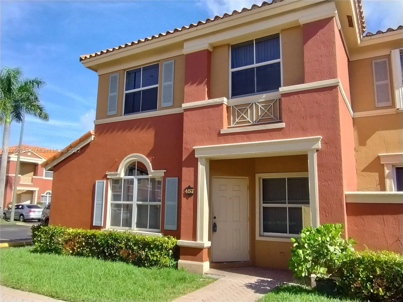 3 bedroom 2 bath for sale at 6103 NW 116th Pl # 457, Doral FL 33178