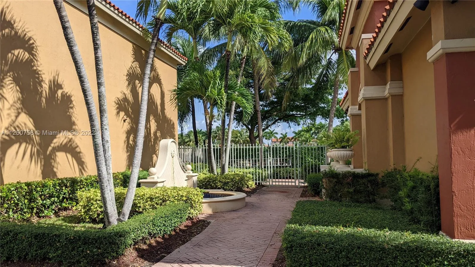 6103 NW 116th Pl # 457, Doral FL 33178