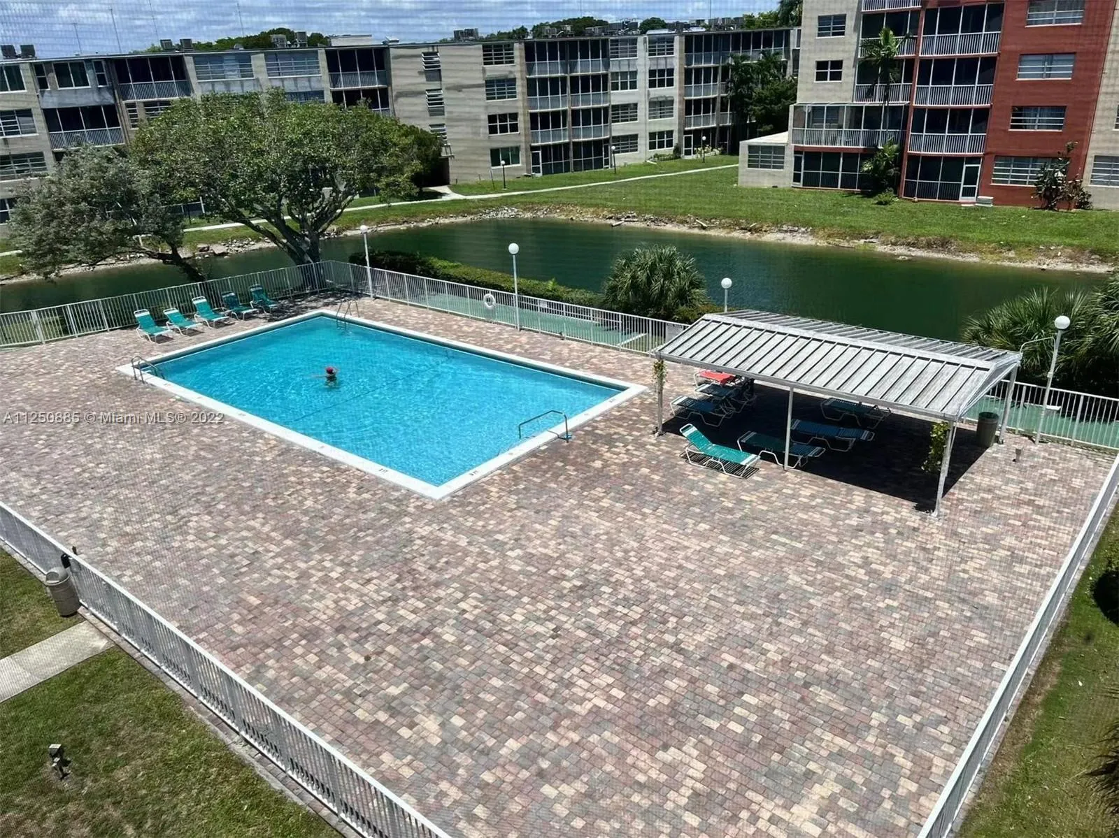 1 bedroom 1 bath for sale at 1710 NE 191st St # 3, Miami FL 33179